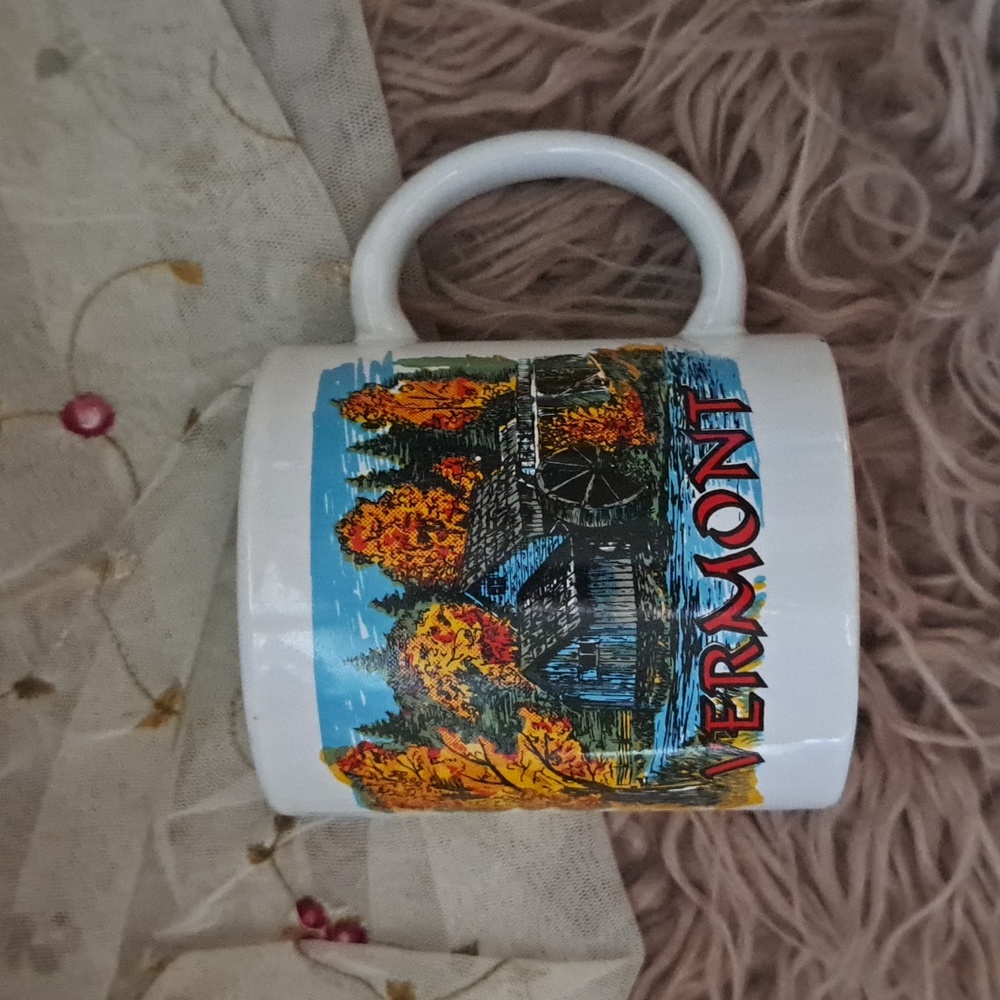 Vermont souvenir vintage coffee mug